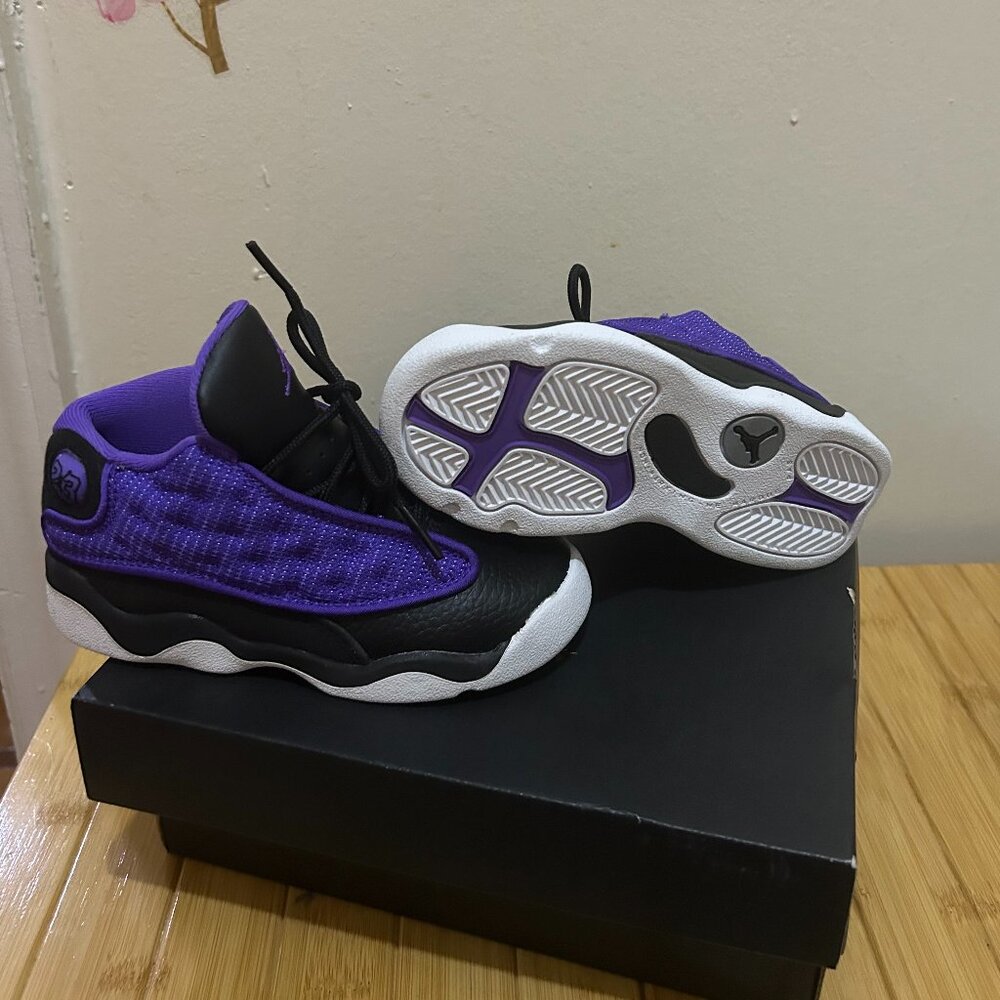 NEW - Air Jordan 13 Retro "Purple Venom" sneakers - for Toddlers/Kids 9C